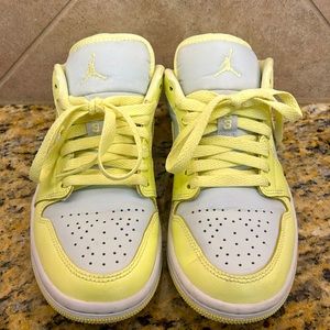 JORDAN 1 LOW ‘LEMONADE’